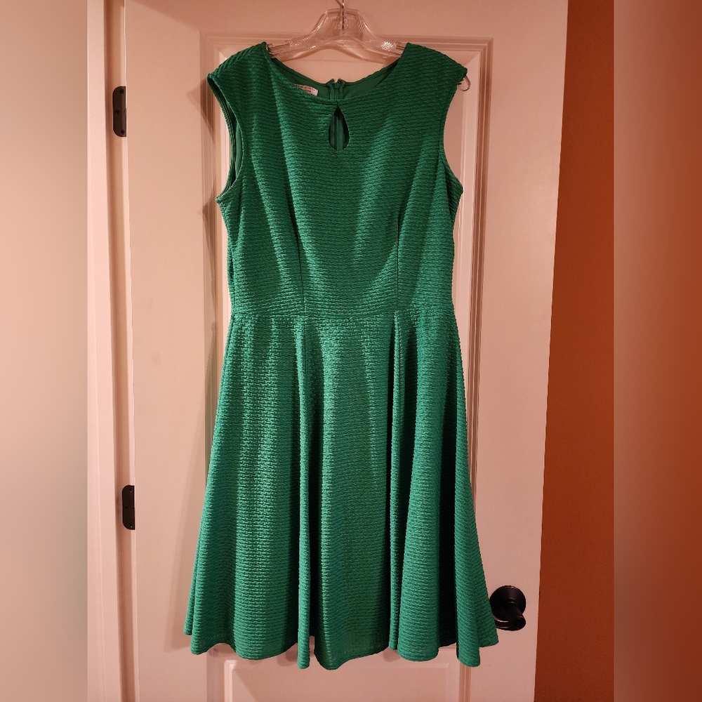 London Style green dress, large